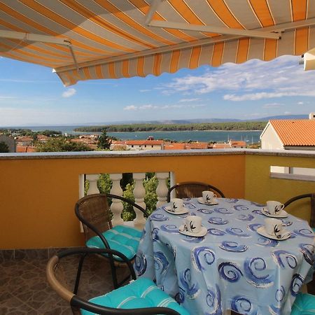 Apartments Koritnik Пунат Экстерьер фото