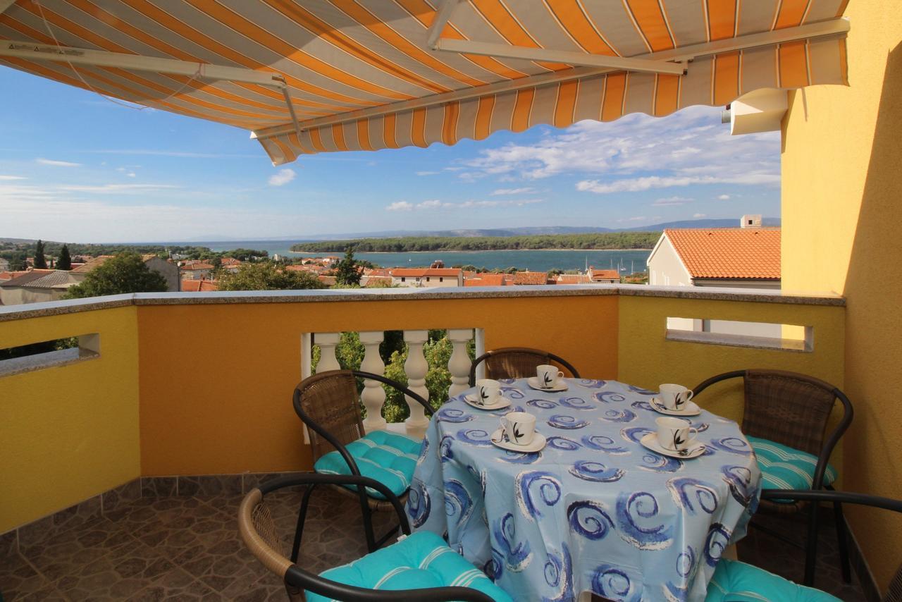 Apartments Koritnik Пунат Экстерьер фото