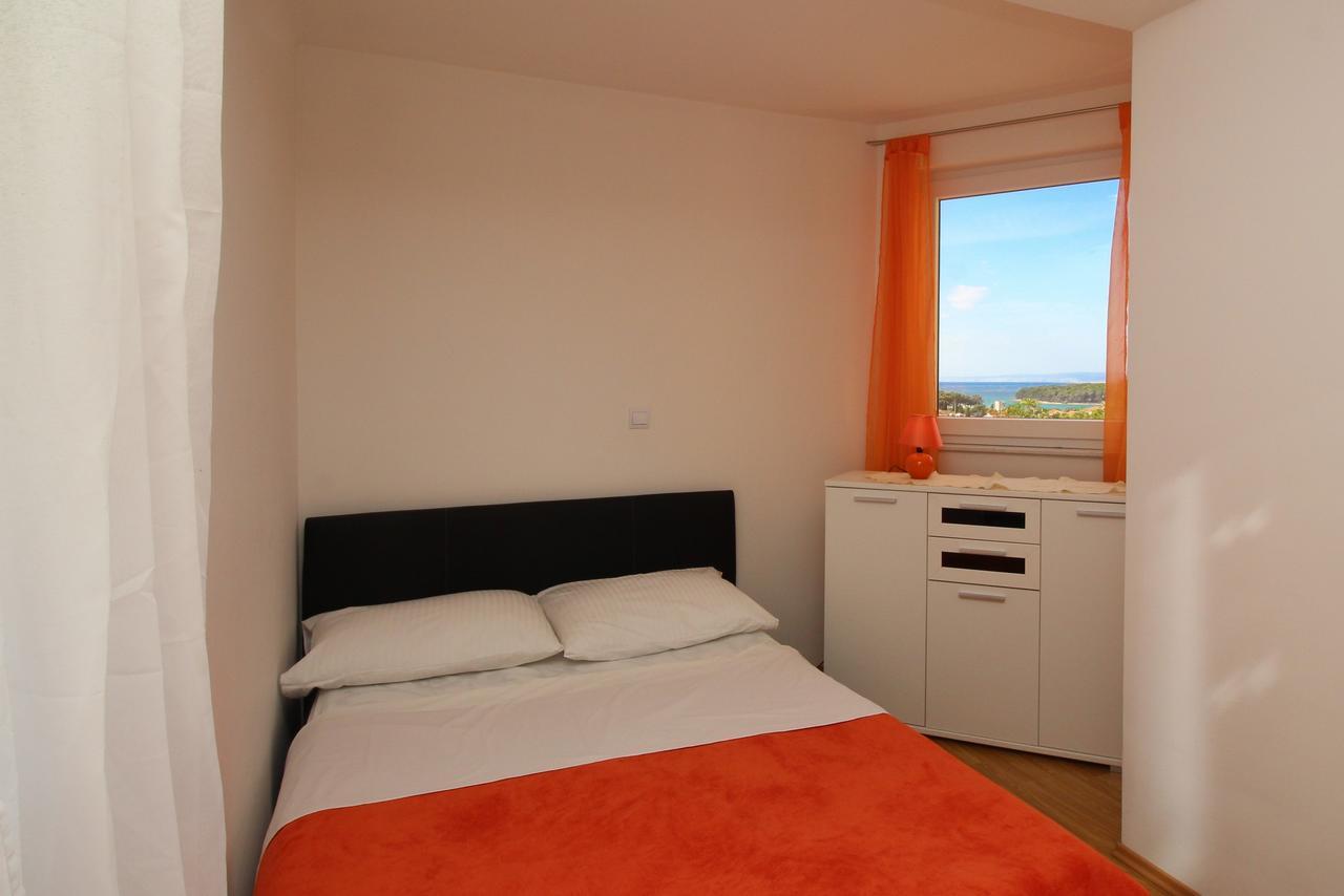 Apartments Koritnik Пунат Экстерьер фото